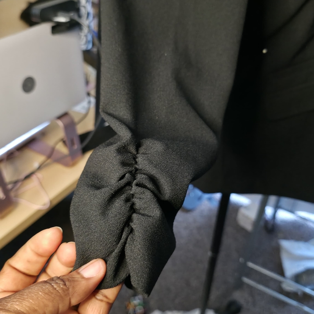 Metaphor Black Single-Button Tailored Blazer - Picture 3 of 7